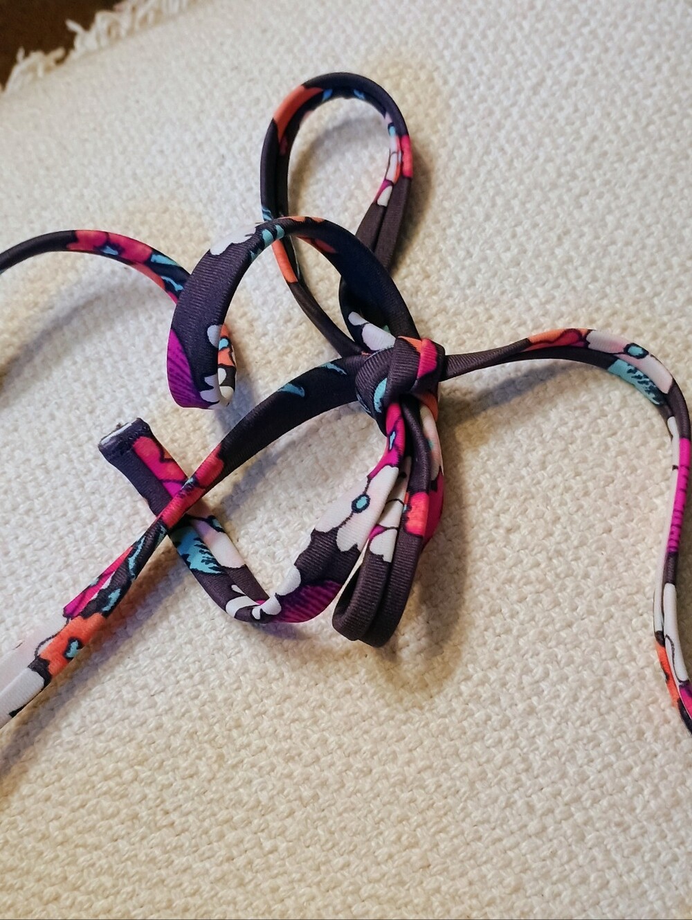 Bikini Top - Size 34B Optional Straps - Picture 3 of 13